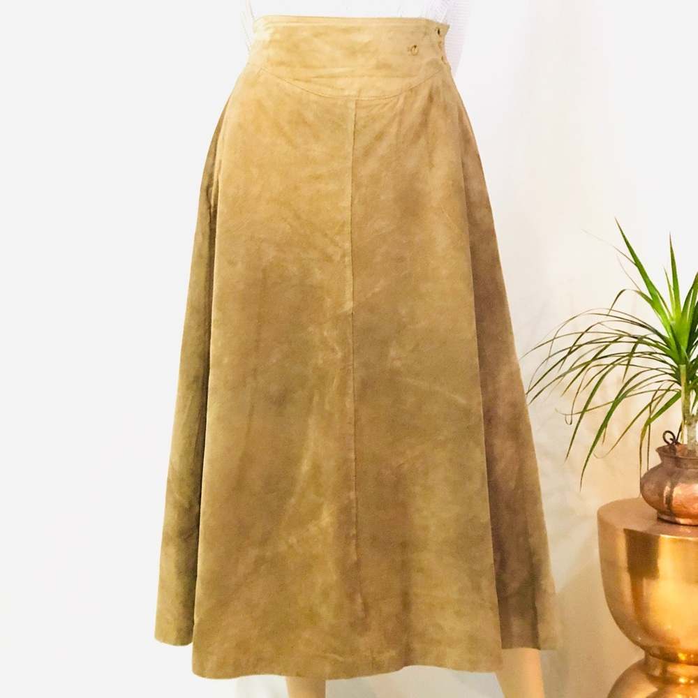 •Vintage• Suede Skirt